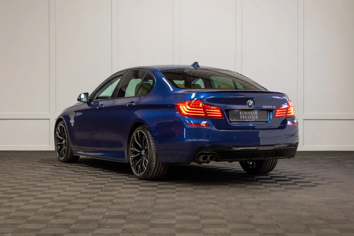 2016 BMW 5-Series 520d M-Sport - Image 4
