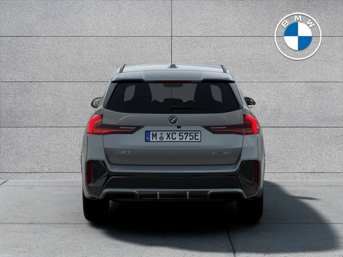 BMW iX1 iX1 eDrive20 M Sport - Image 3