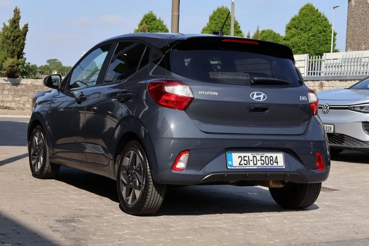Hyundai i10 i10 Deluxe Plus Auto - Image 6