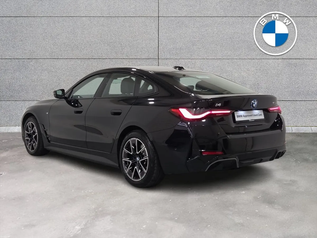 BMW i4 eDrive35 M Sport - Image 3