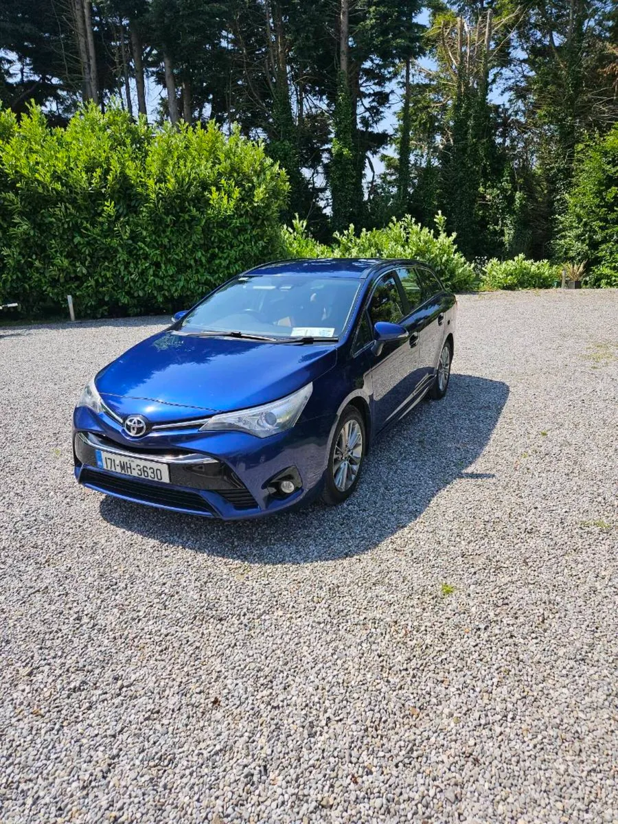Toyota Avensis Estate 1.6 D-4D - Image 1