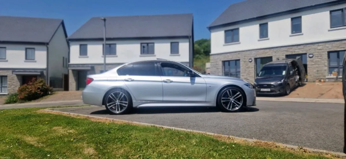 BMW 318d M-sport Shadow Edition - Image 3