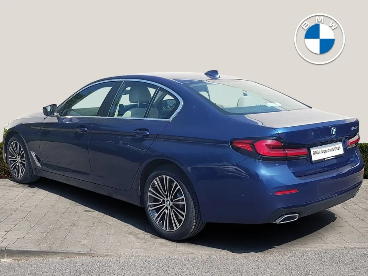 BMW 5-Series 520d SE - Image 3