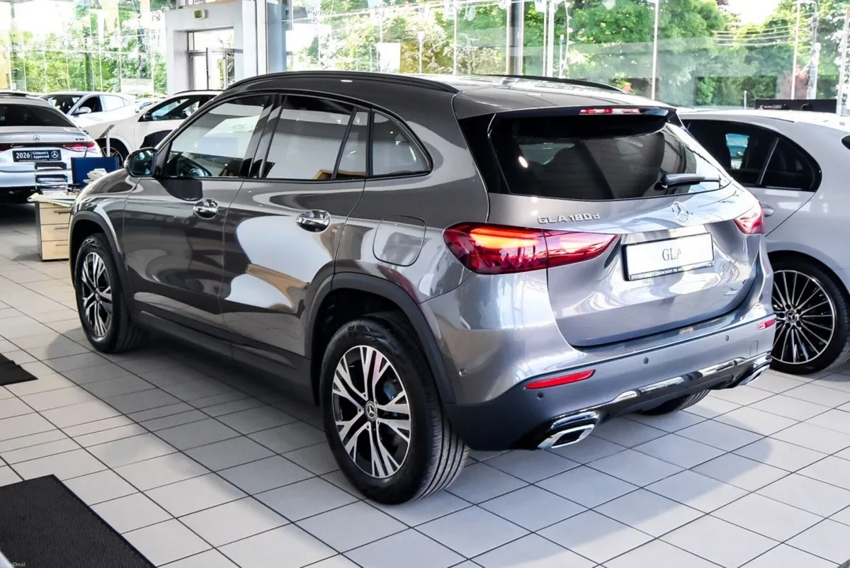 Mercedes-Benz GLA 180d Progressive Night Pack Auto - Image 3