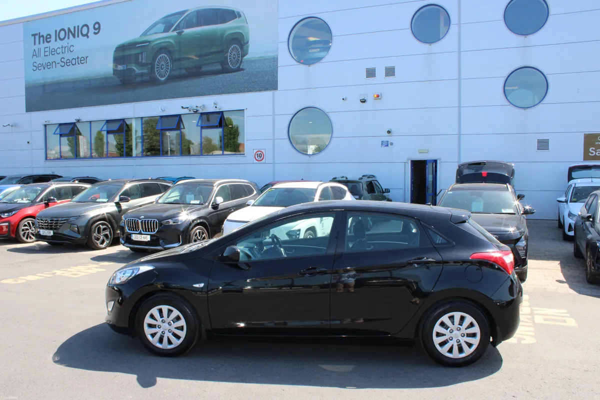 Hyundai i30 2016 - Image 2