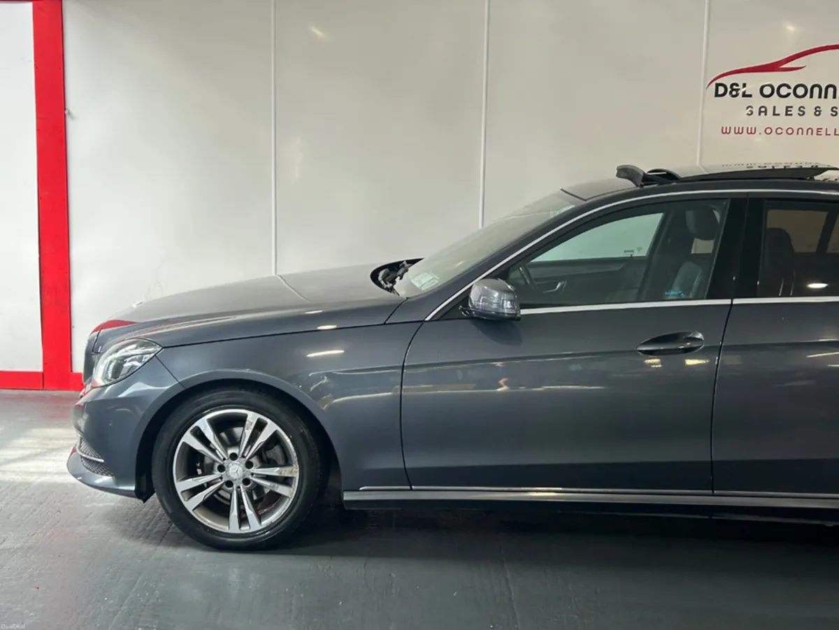 Mercedes-Benz E-Class E SERIES BLUETEC SE PREMIUM - Image 3