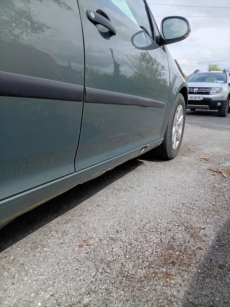 VW Golf 2006 -1.4 petrol - Image 4