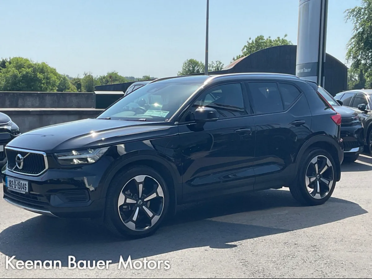Volvo XC40 D4 AWD MOMENTUM AT 5DR AU AUTO - Image 4