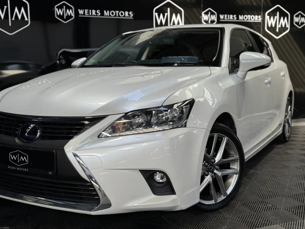 Lexus CT SPORT HYBRID LOW MILEAGE - Image 3