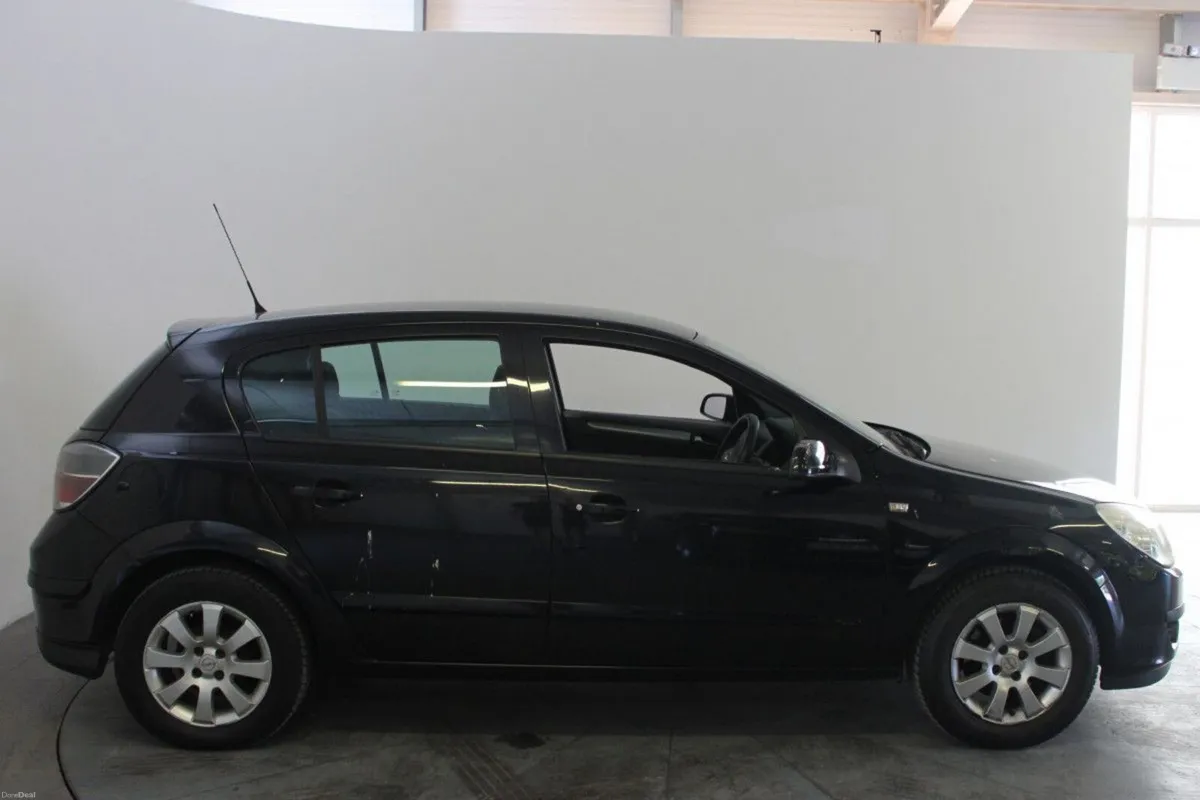Opel Astra 1.4 16V CLUB - Image 3
