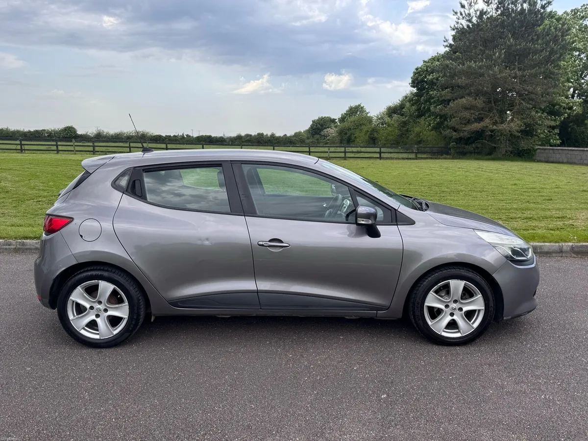 2014 RENAULT CLIO PETROL - Image 3