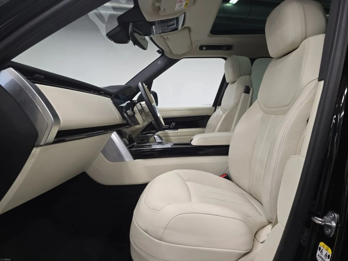 Land Rover Range Rover Diesel Estate HSE - Image 3