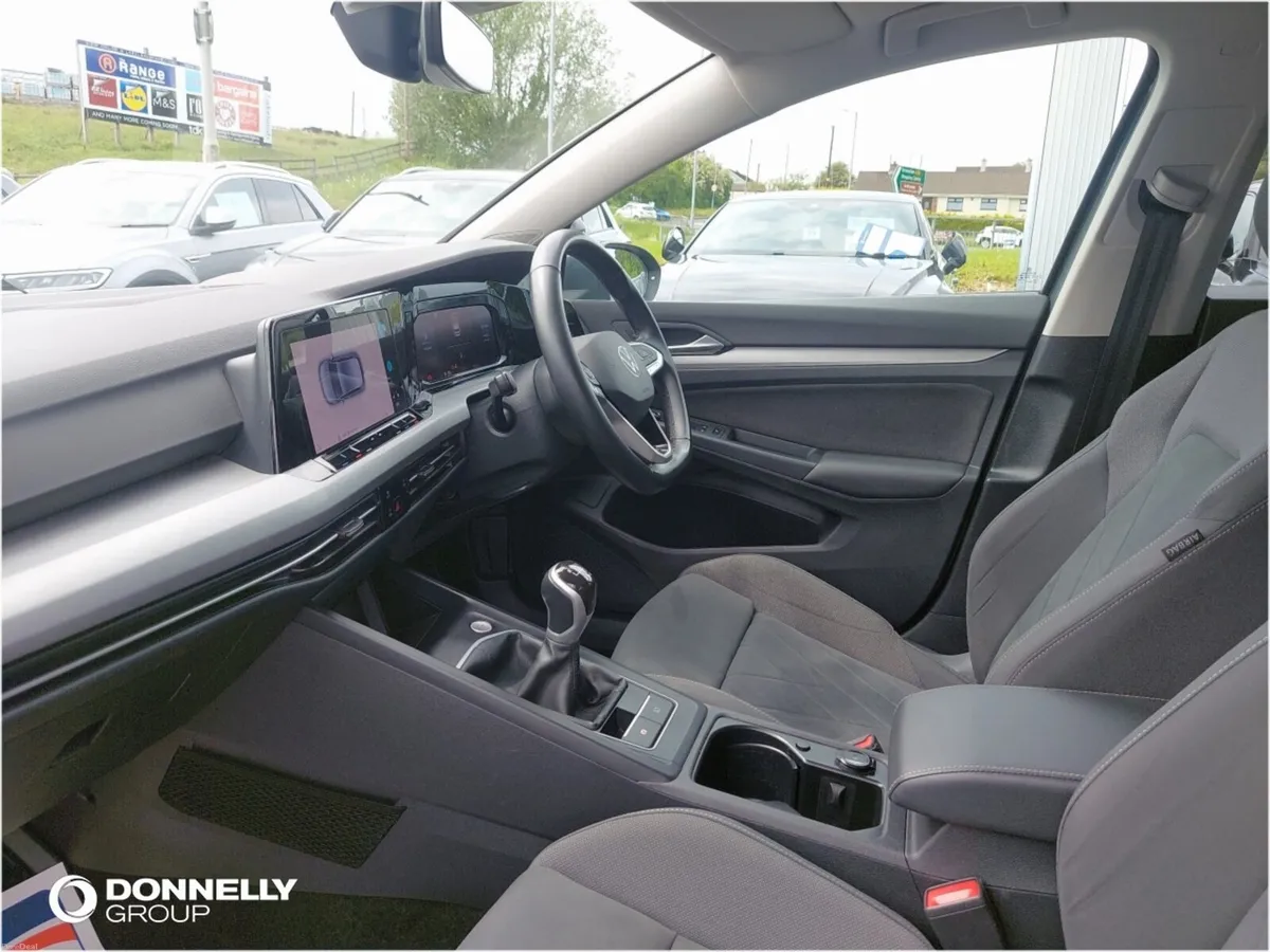 Volkswagen Golf Diesel Hatchback Life - Image 2