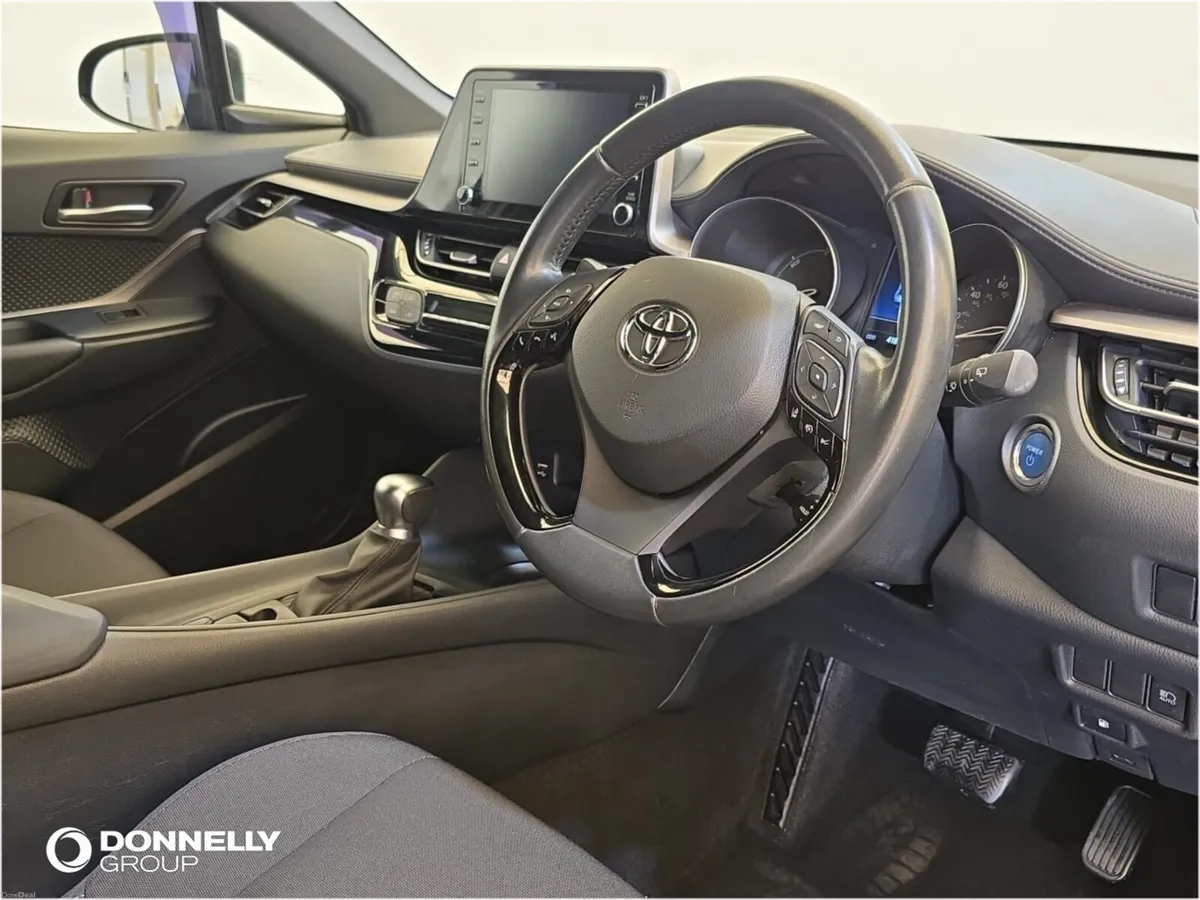 Toyota C-HR C-Hr Hatchback Icon - Image 4