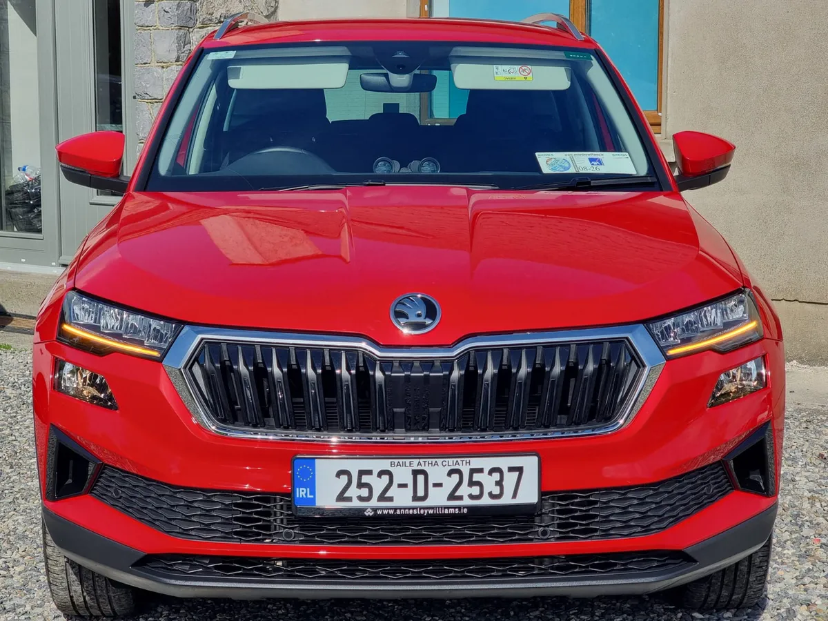 2025 SKODA KAROQ DIESEL AUTO VERY LOW MILES!€39990 - Image 5