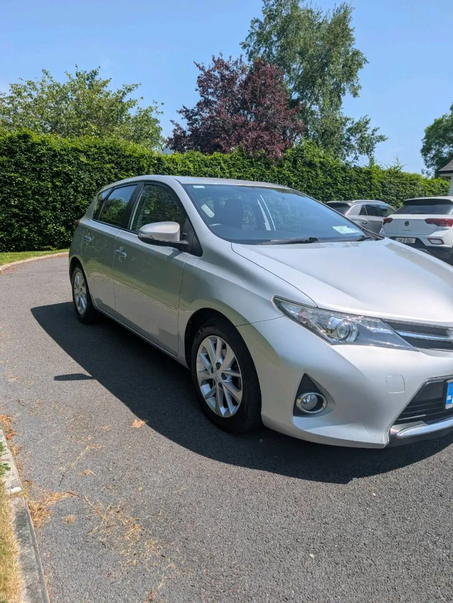 Toyota Auris Aura 142 - Image 2