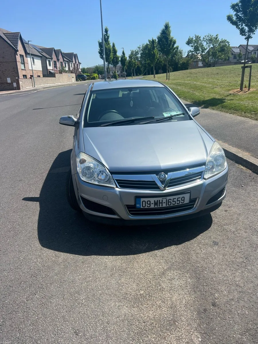 Astra 2009 - Image 1