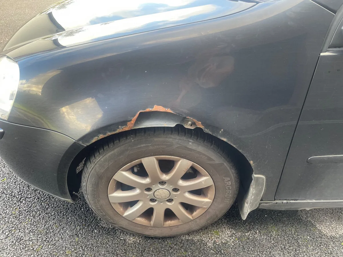 Volkswagen Golf 2008 - Image 4