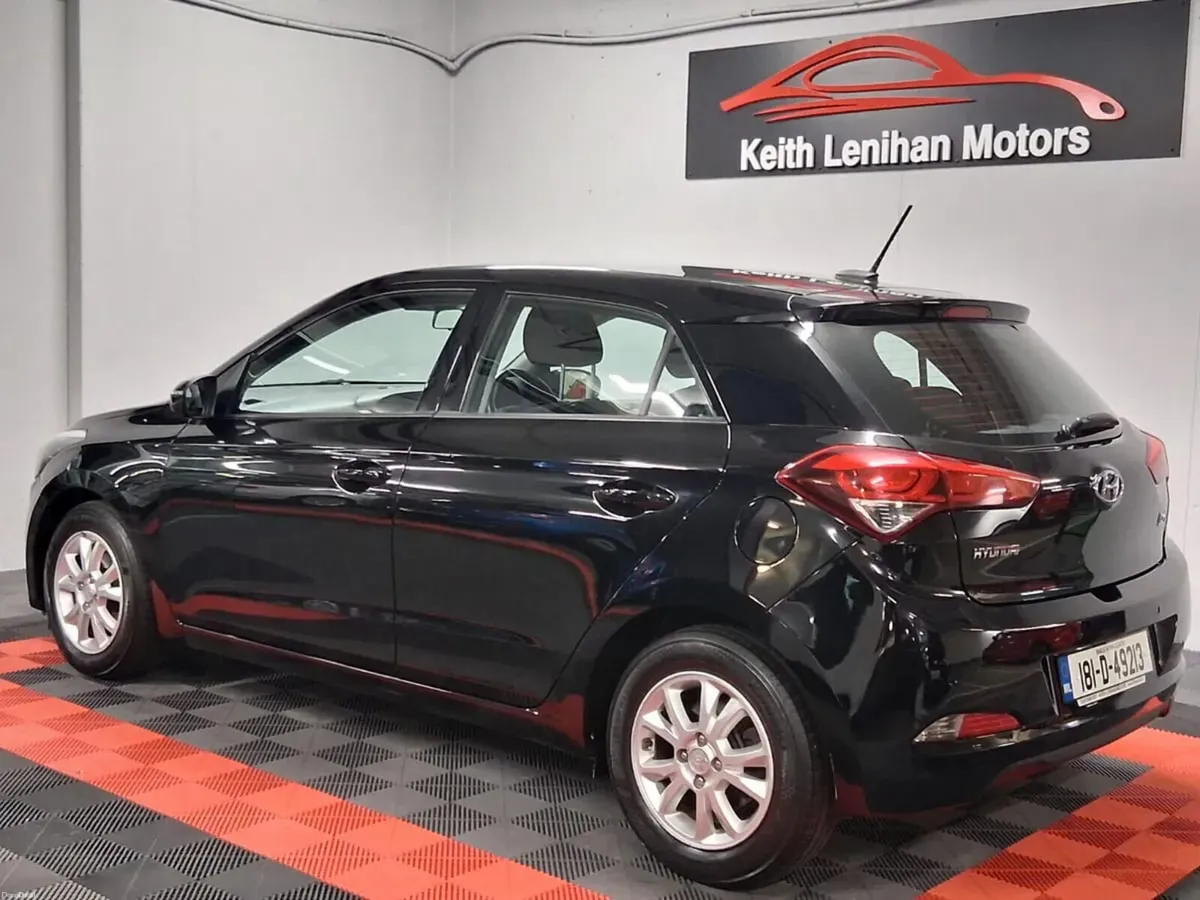 2018 Hyundai i20 AUTOMATIC - Image 3