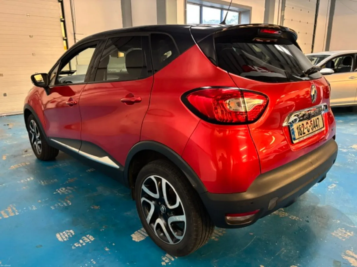 RENAULT CAPTUR 1.5 DCI AUTOMATIC - Image 4