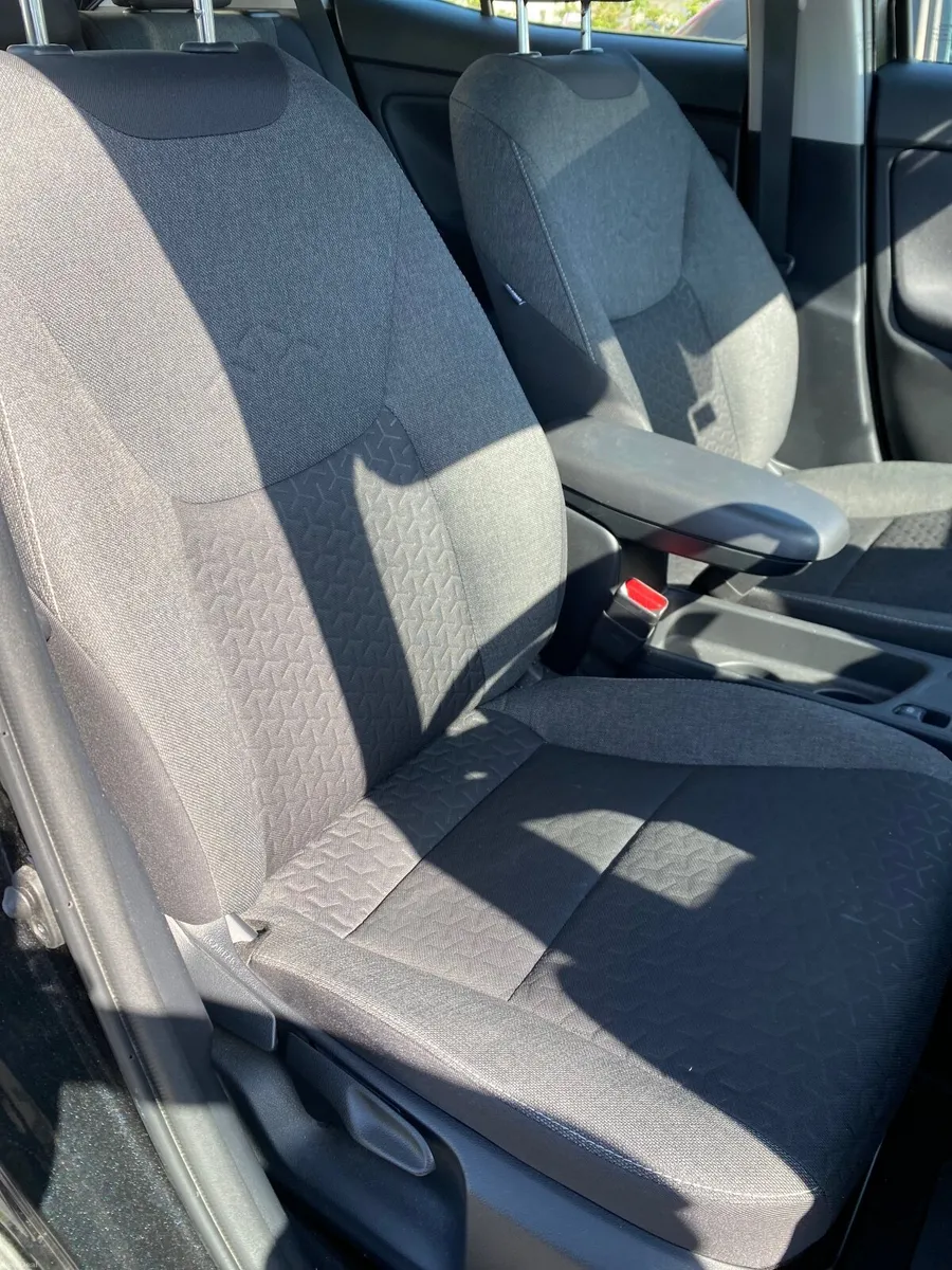 Toyota Yaris Cross 2023 - Image 4