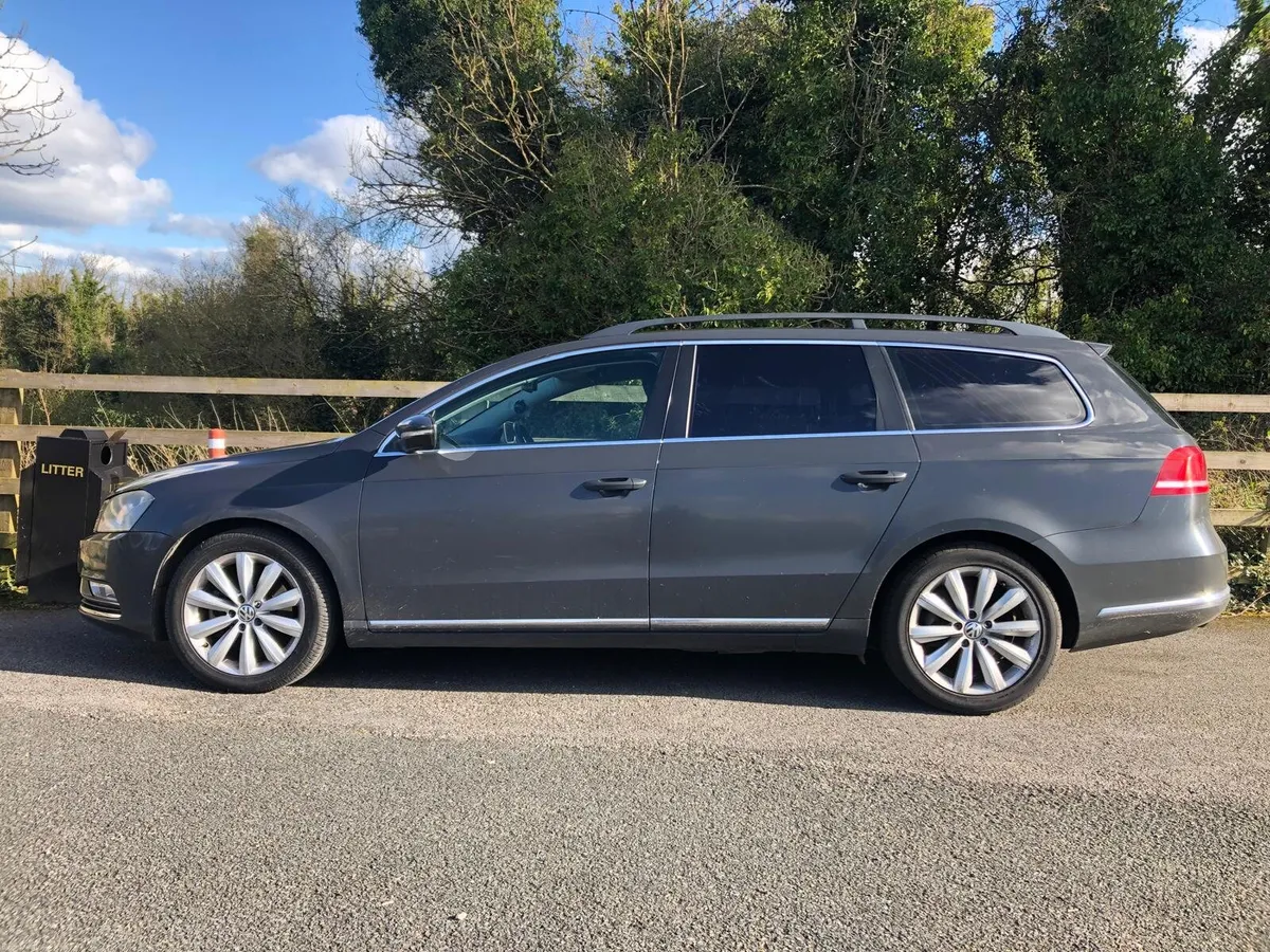 Volkswagen Passat Estate 2L diesel - Image 3