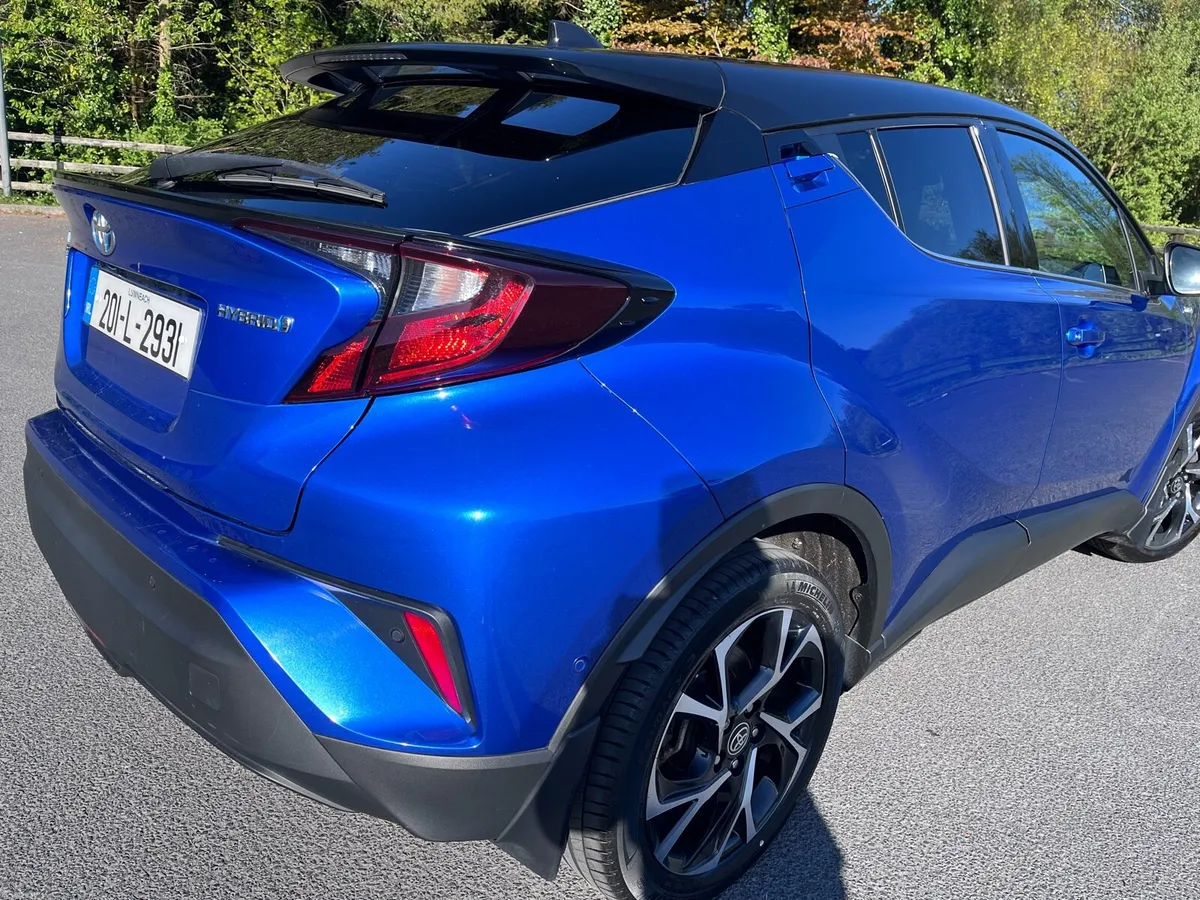 Car - Image 5