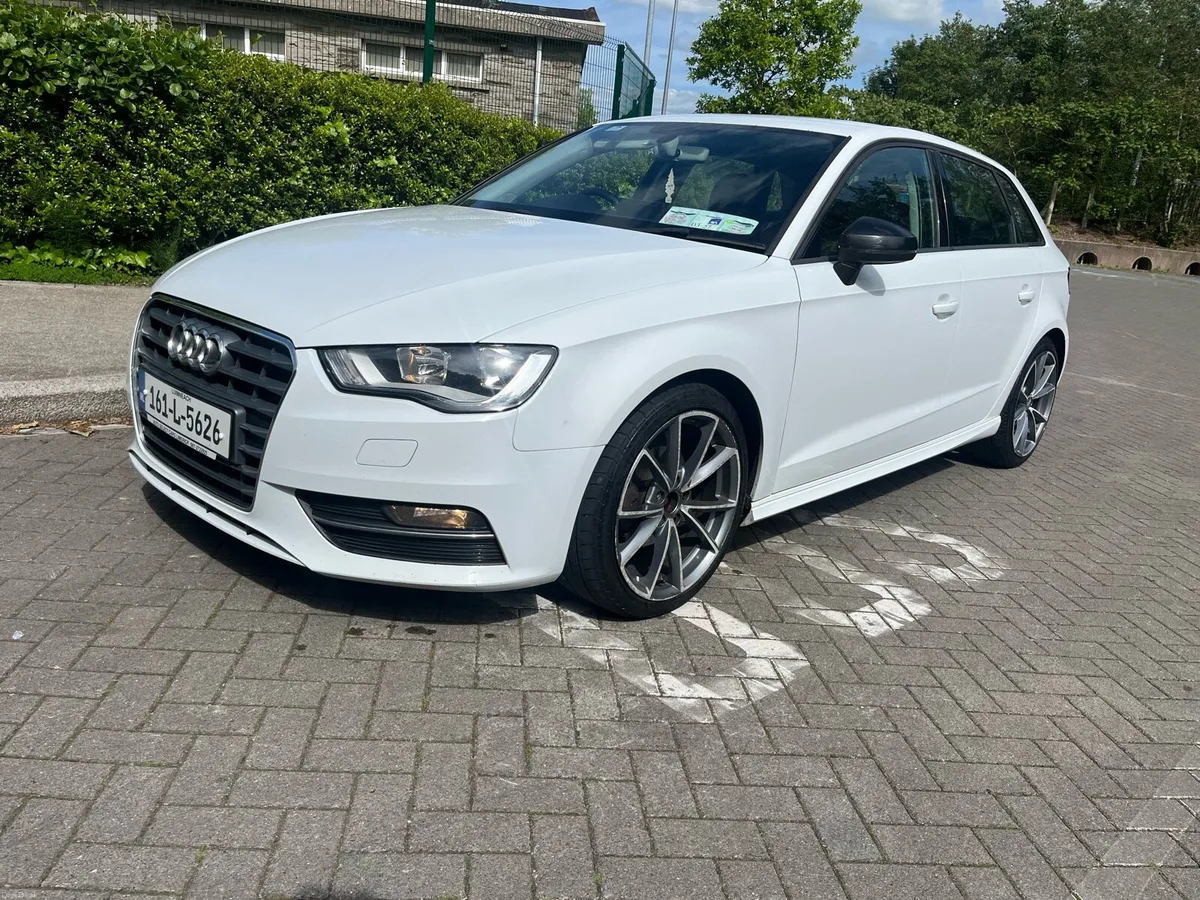 Audi a3 sport back 1.6 diesel - Image 2