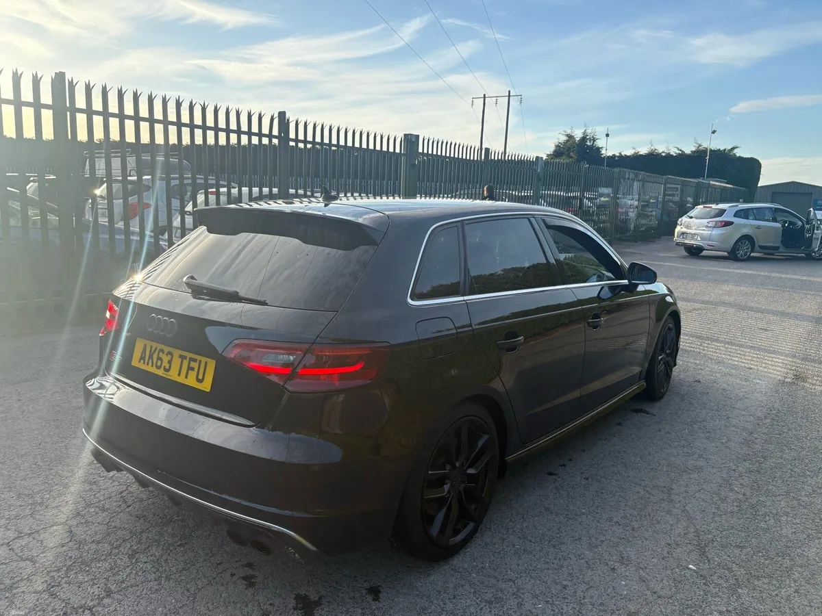 Car - Image 1