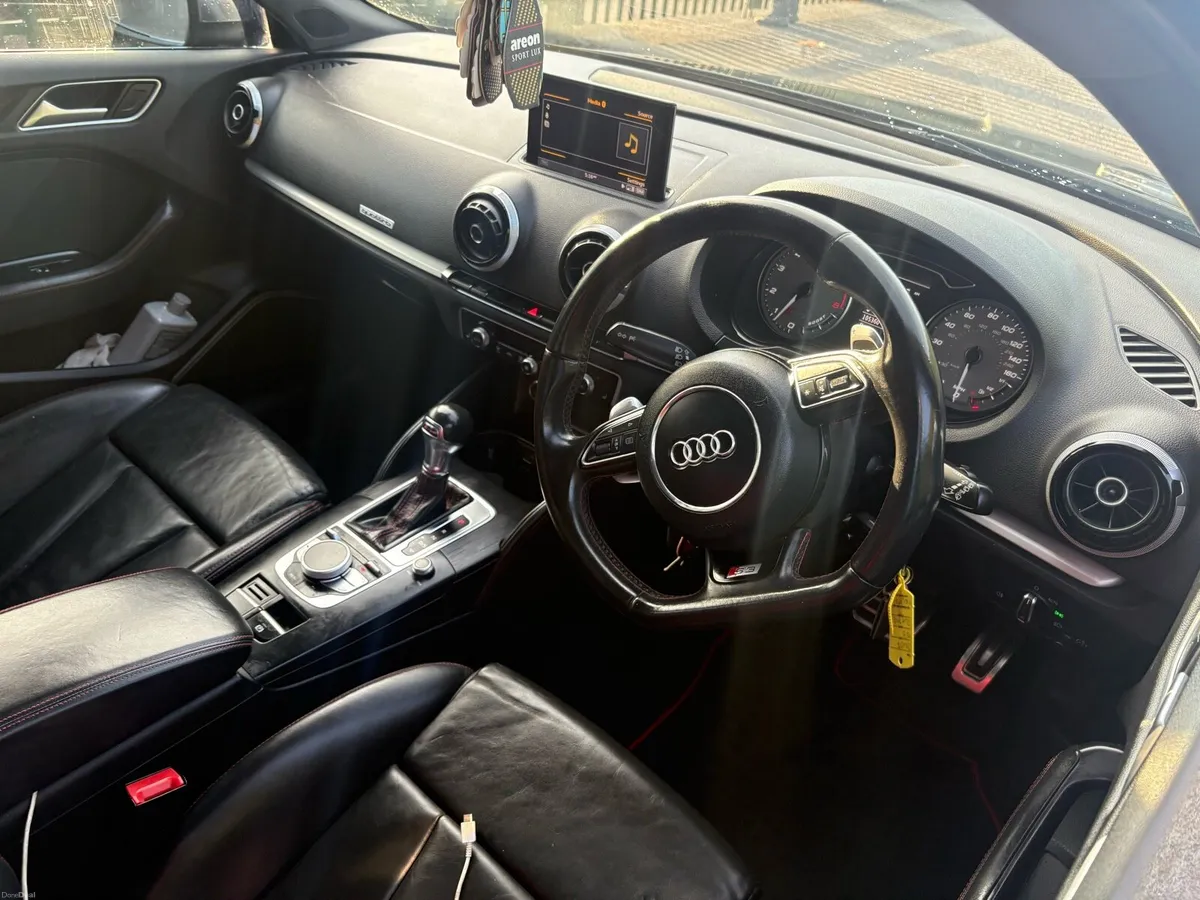 Car - Image 2
