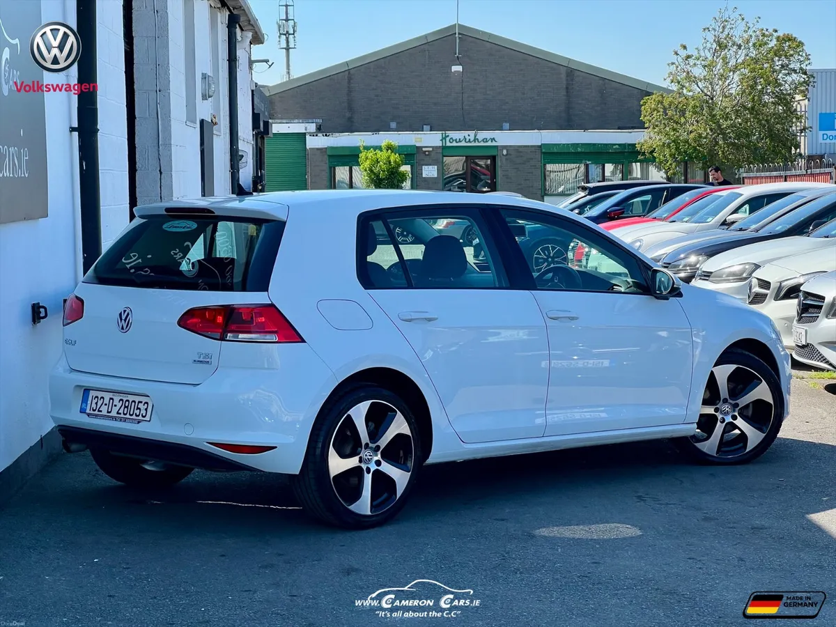 VOLKSWAGEN GOLF AUTOMATIC ALPINE WHITE - Image 2