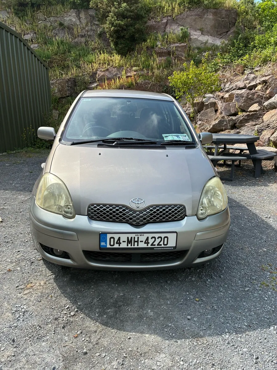 Toyota Yaris - Image 2