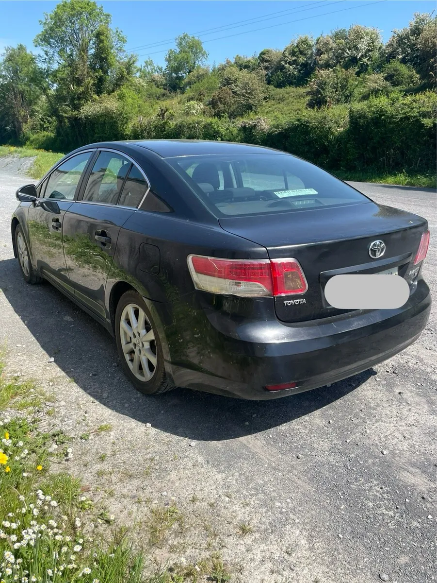 Toyota Avensis - Image 2