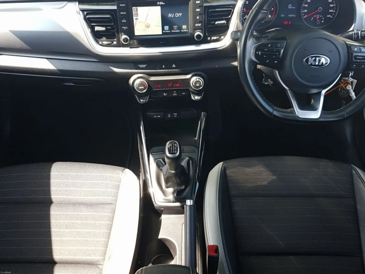 Kia Stonic 1.4 K3 Petrol 2-Tone - Image 4