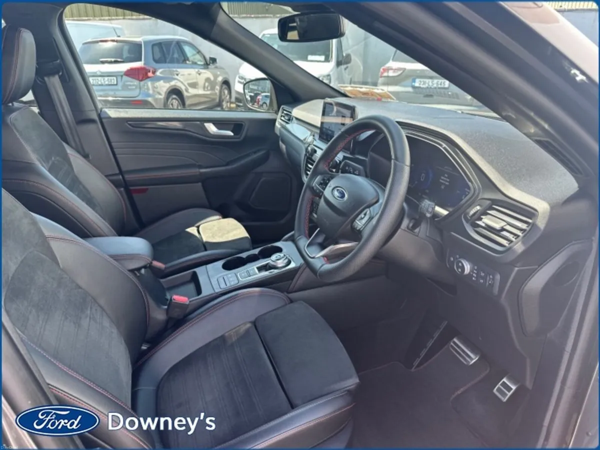 Ford Kuga 2.5  HEV ST-LINE - Image 2