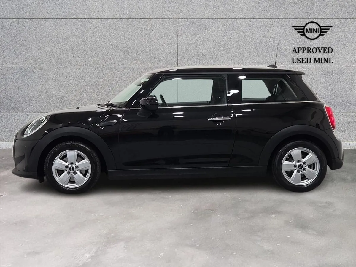Mini Cooper 3-Door Cooper Classic - Image 3