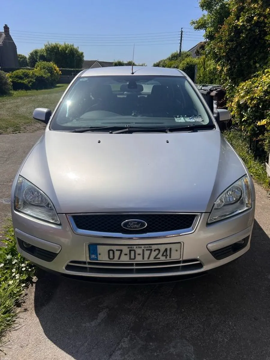 2007 Ford Focus - Image 2