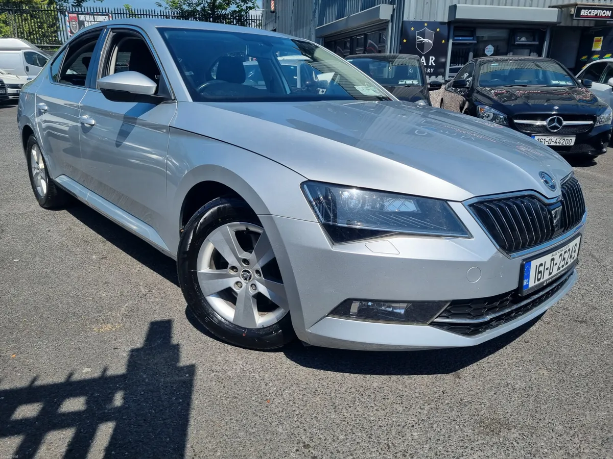 Skoda Superb 2016 - Image 2