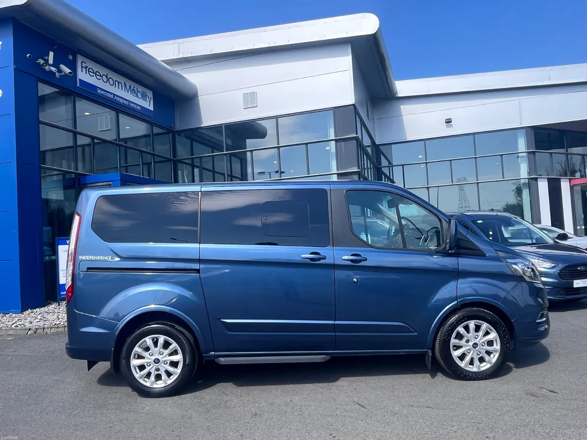 2019 Ford Tourneo Custom WAV - Image 4