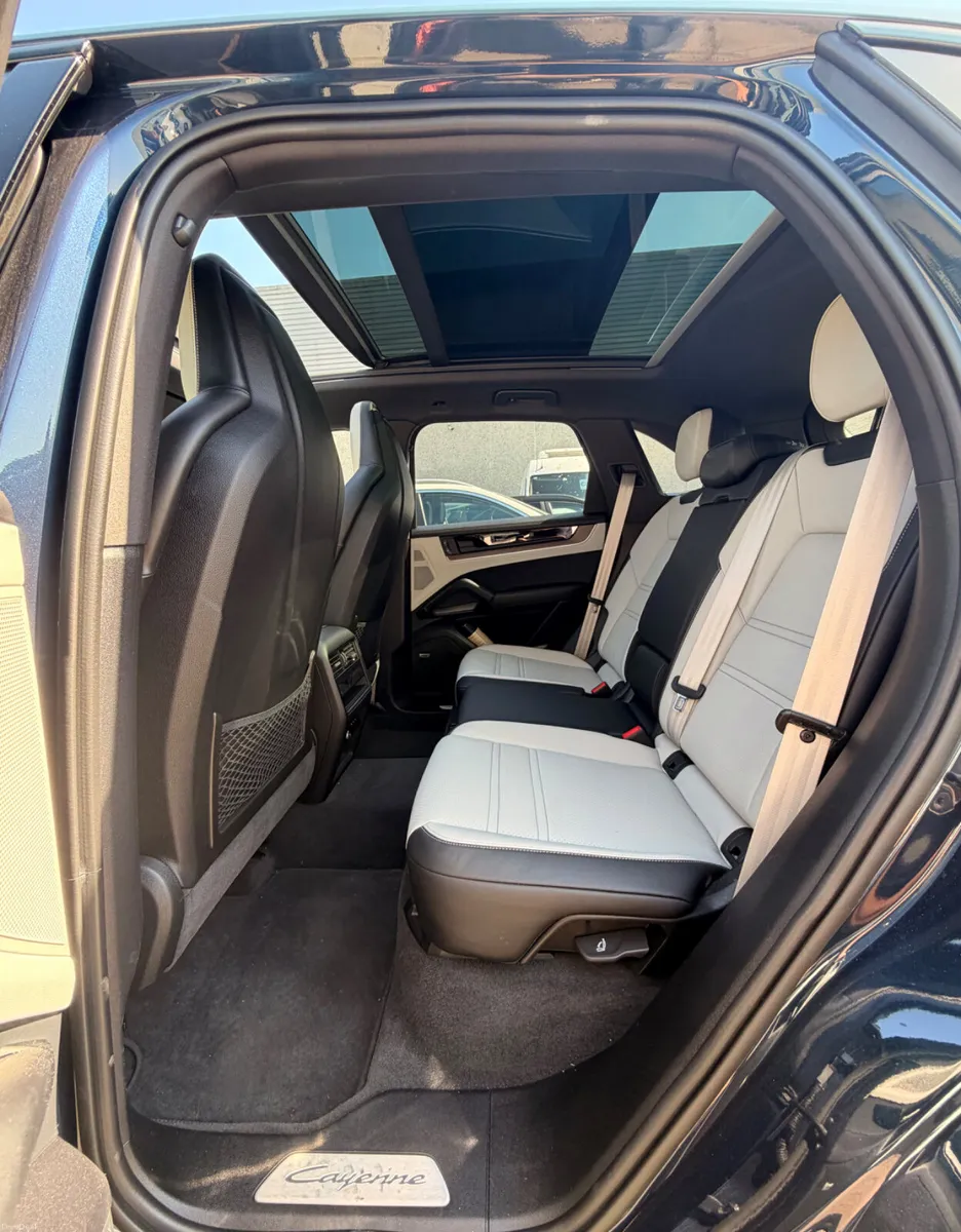 242D Porsche Cayenne 470Bhp Top Spec - Image 3