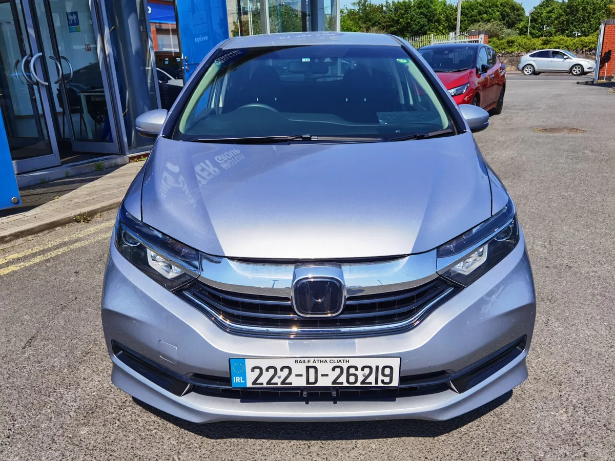 HONDA SHUTTLE 1.5 AUTOMATIC PETROL HYBRID - Image 2
