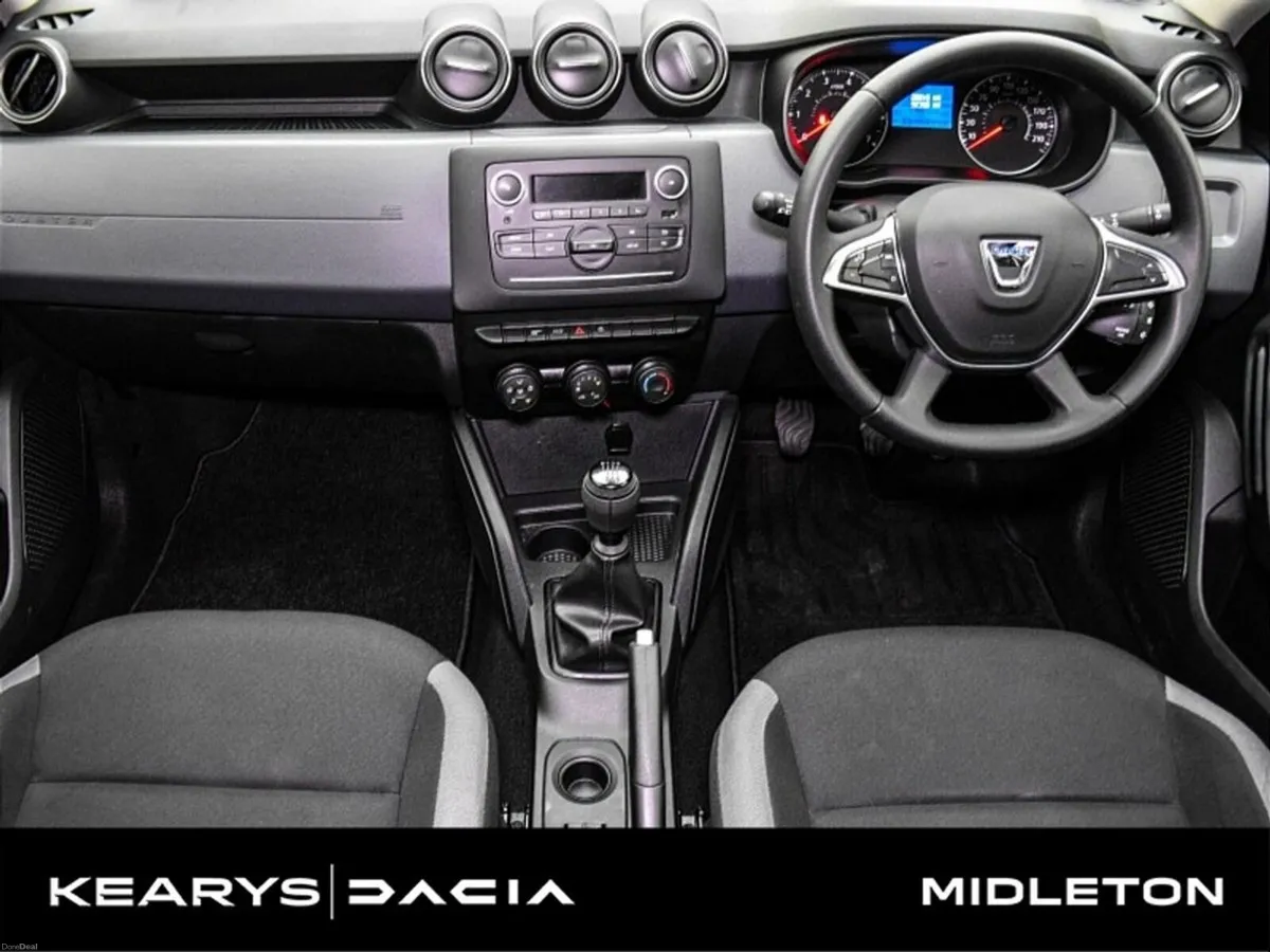 Dacia Duster TCe 100 Essential - Image 4