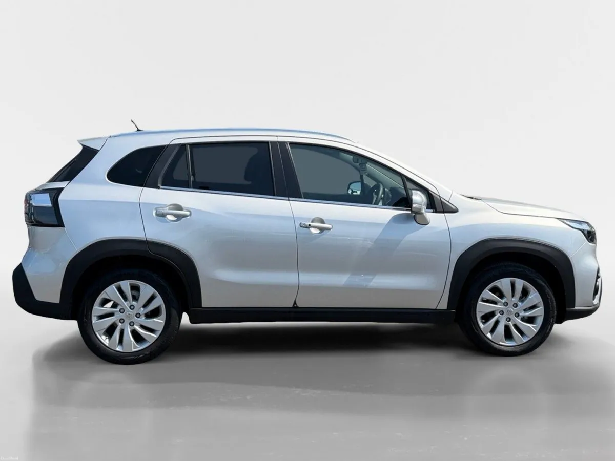 Suzuki SX4 SX4 1.5 S1-HEV MOTION AGS 5DR - Image 2