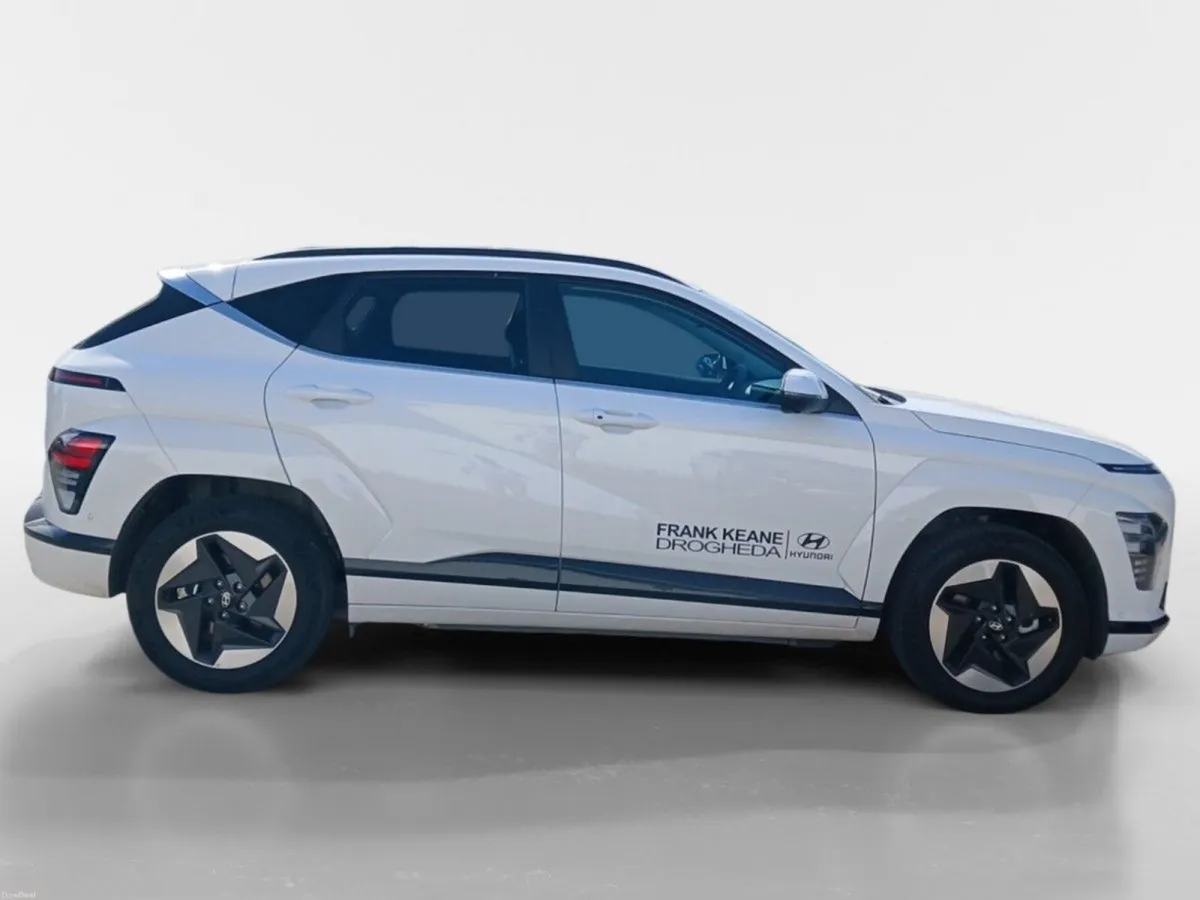 Hyundai KONA EV Platinum 65kWh - Image 2