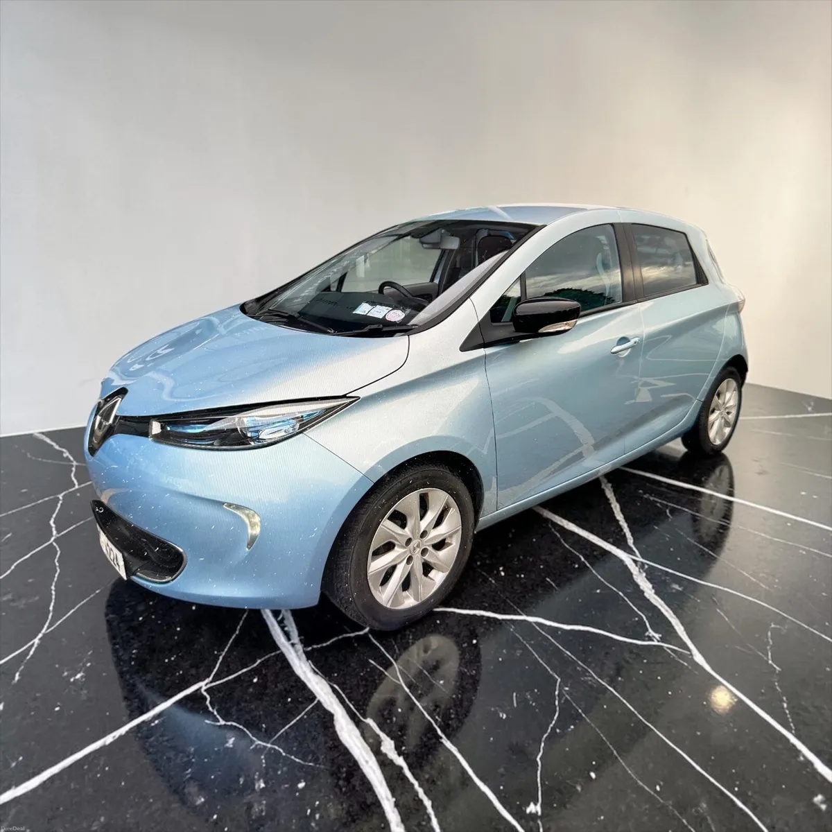 2015 Renault Zoe DYNAMIQUE INTENSE Electric - Image 1