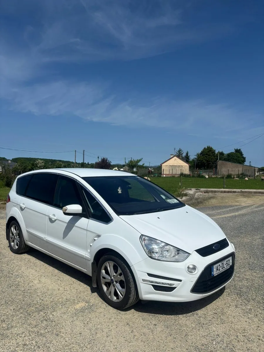 142 Ford S Max 7 Seater - Image 2