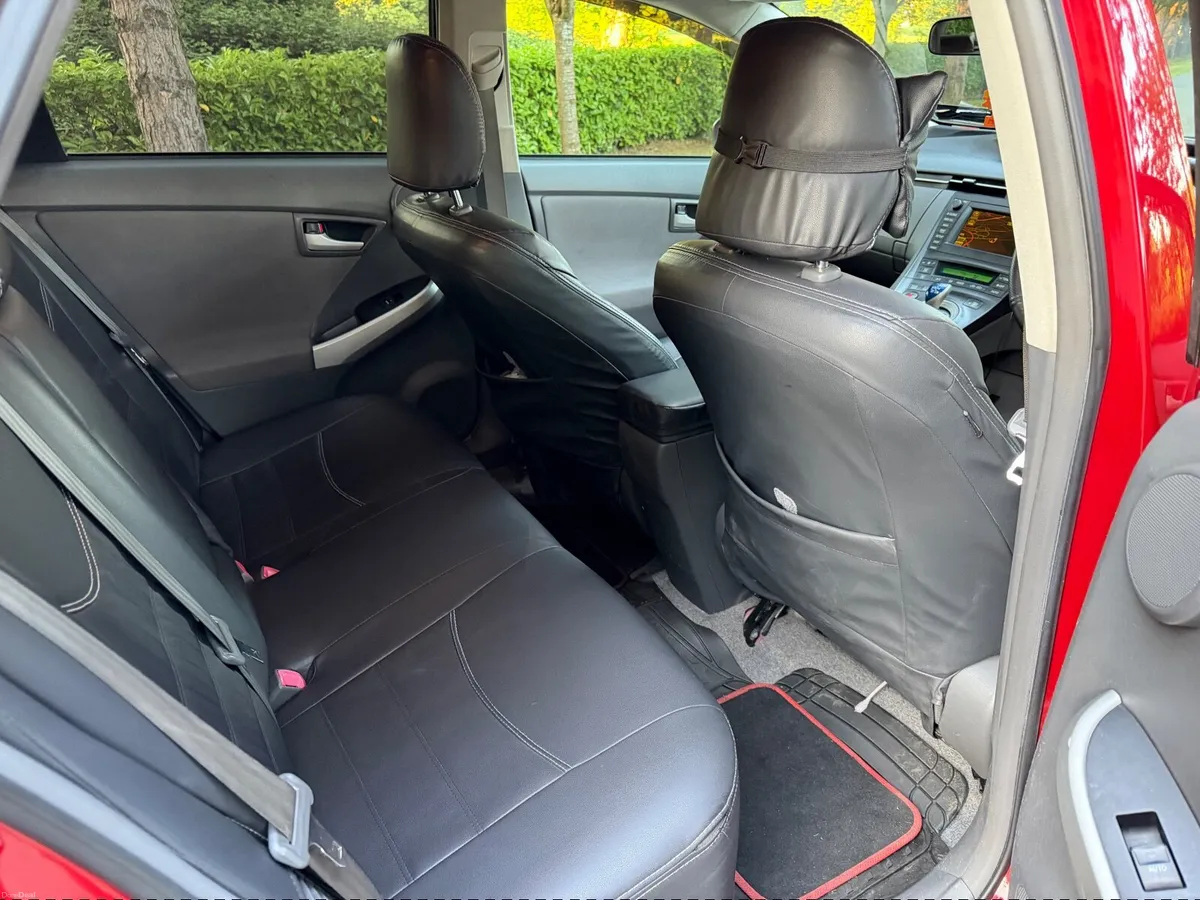 €6,750 2010 Toyota Prius T-Spirit Low Miles - Image 4