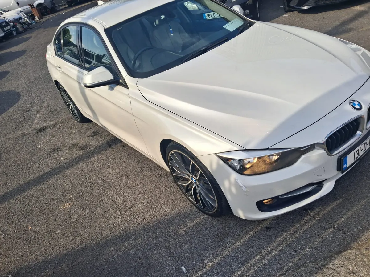 BMW 3-Series 2013 - Image 2