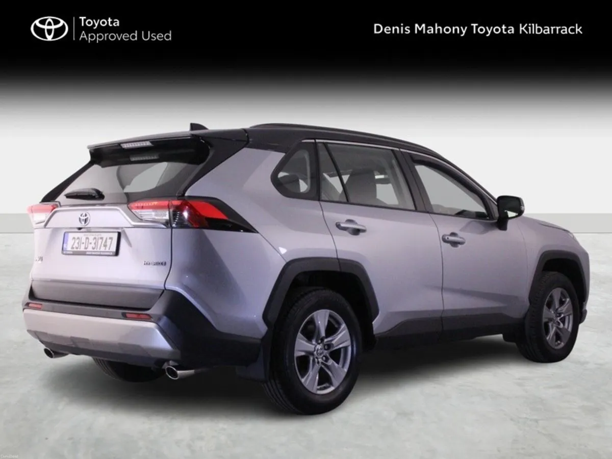 Toyota RAV4 Hybrid Luna - Image 2