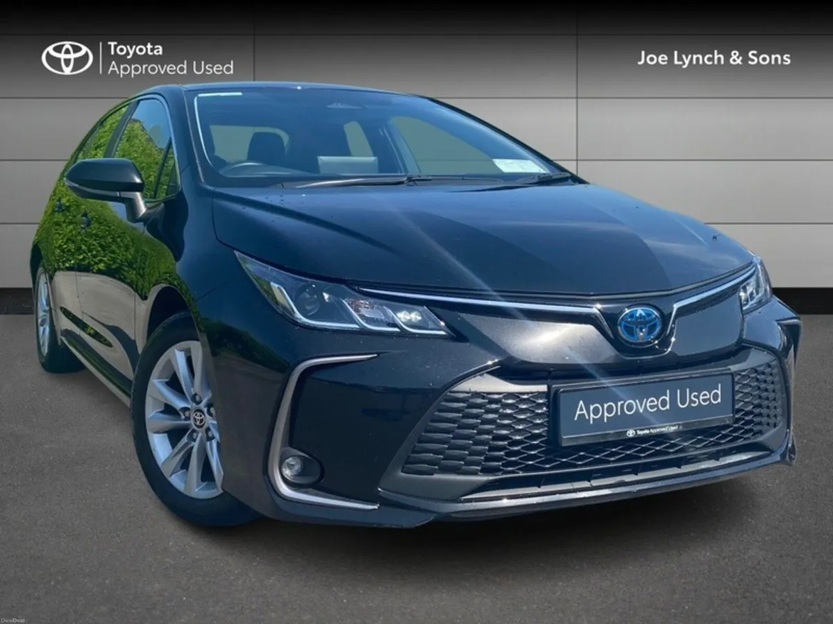 Toyota Corolla COROLLA LUNA SALOON - Image 1